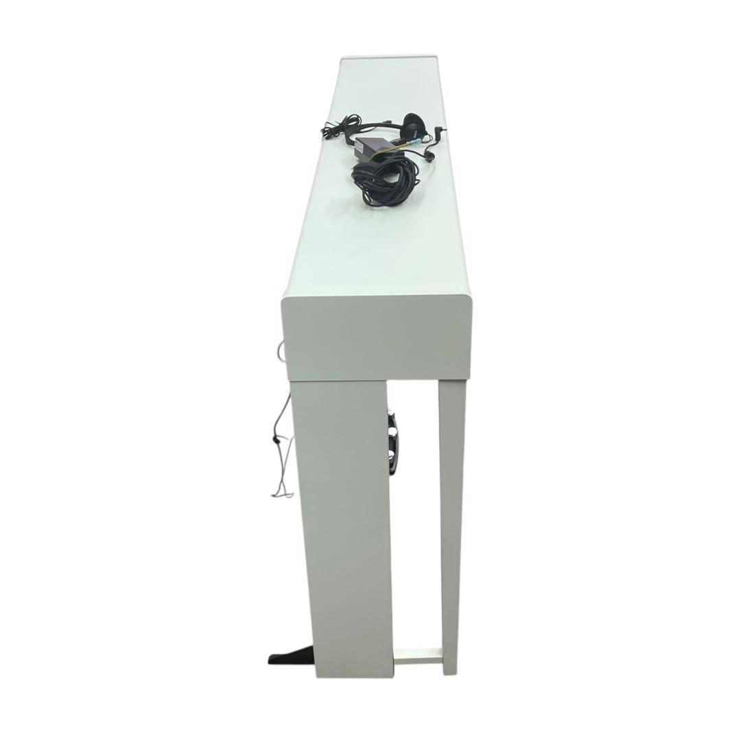 松井咲子カバー付き KORG C1 Air 88鍵 ホワイトデジタルピアノ