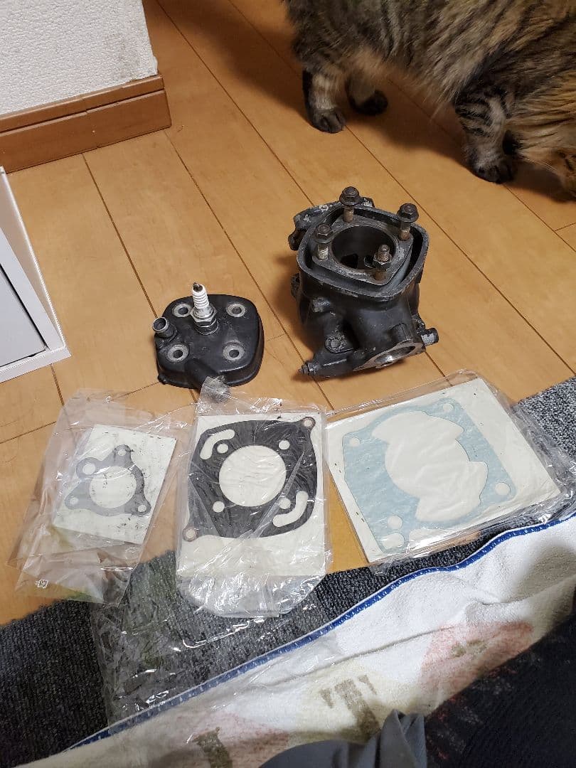ホンダCR80エンジン部品とガスケットセット