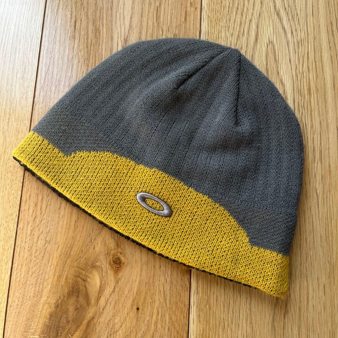 90s　オールド　オークリー　赤タグ　ニット帽　グレー　帽子　ビーニー　テック