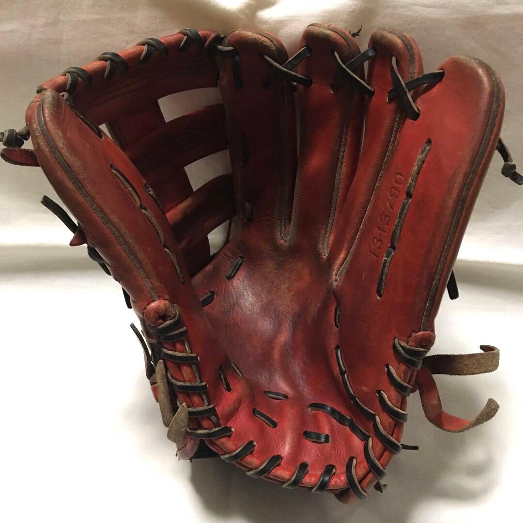 アンダーアーマー 硬式外野手用グローブ　限定希少　UA 高校野球対応モデル