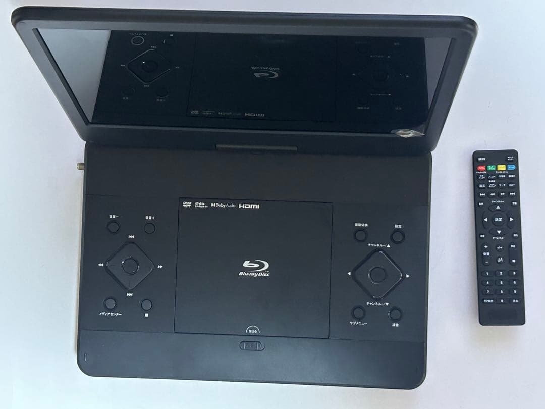 Superbe 14インチフルセグ対応ポータブルBDプレーヤー14FPB動作品