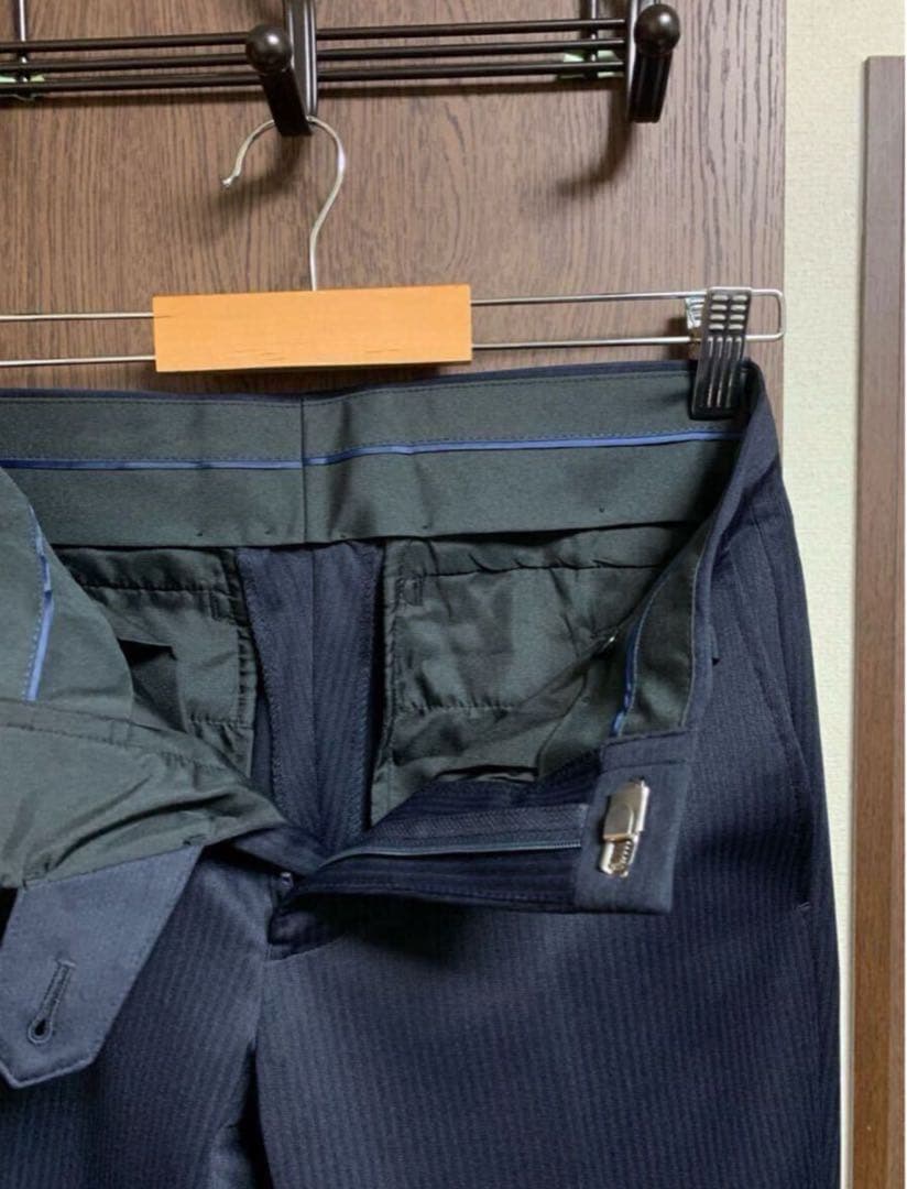 Y4新品未使用！素敵ストレッチ3ピーススーツ！無地調ネイビー！快適ウォッシャブル