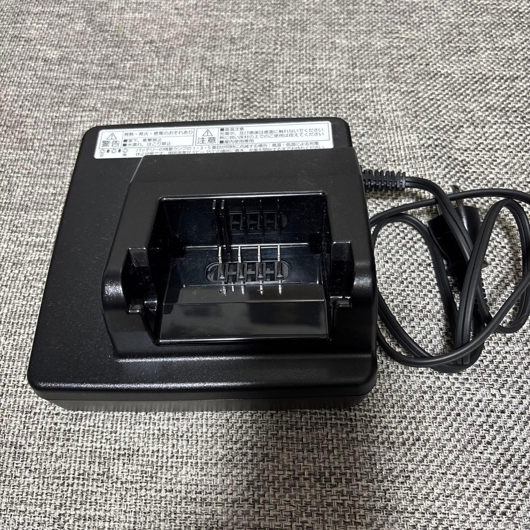 Panasonic 電動自転車用充電器　品番　NKJ075Z1B