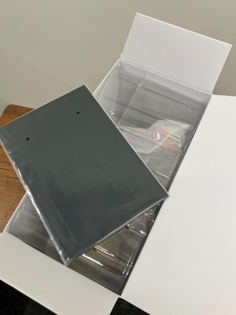 新品未使用　POPMART 特大フィギュア　MEGA  MOLLY