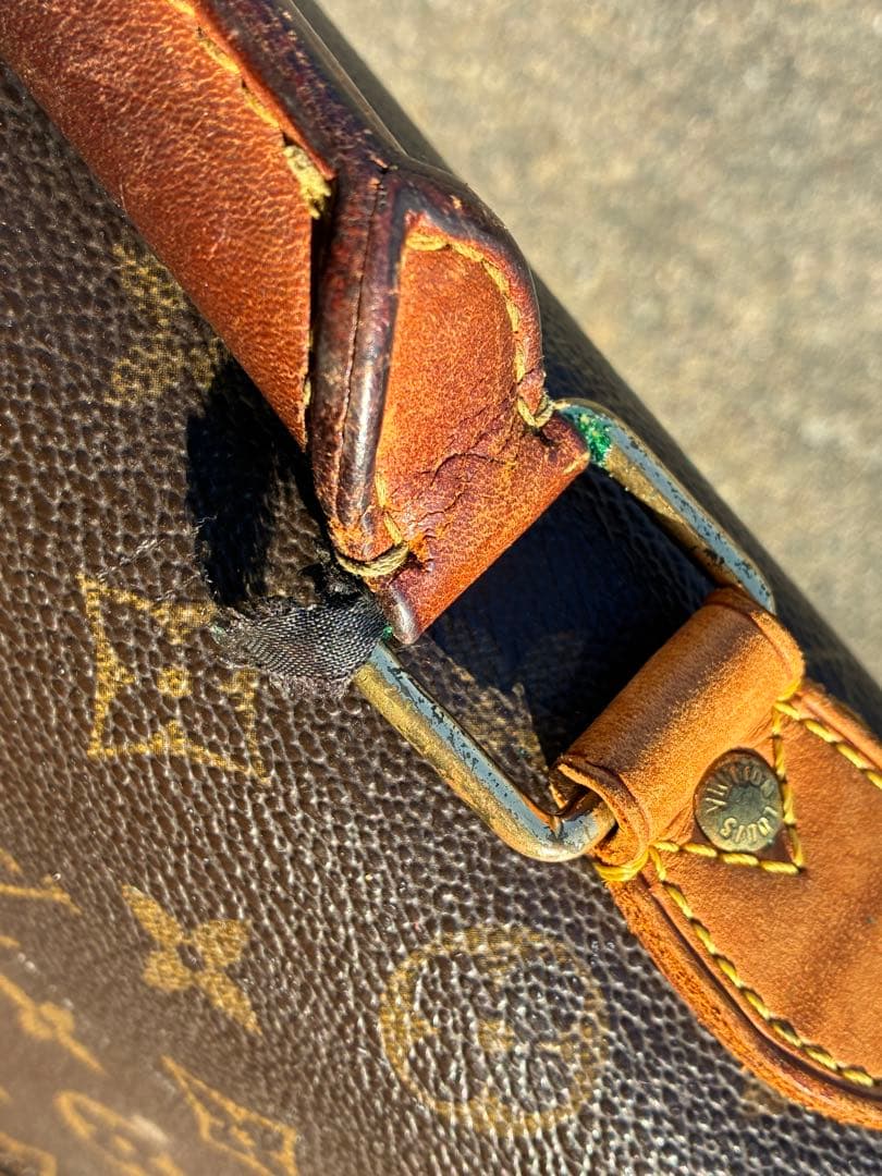 M*様 ハンドバッグ モノグラム セルヴィエット コンセイエ　LOUIS VUI