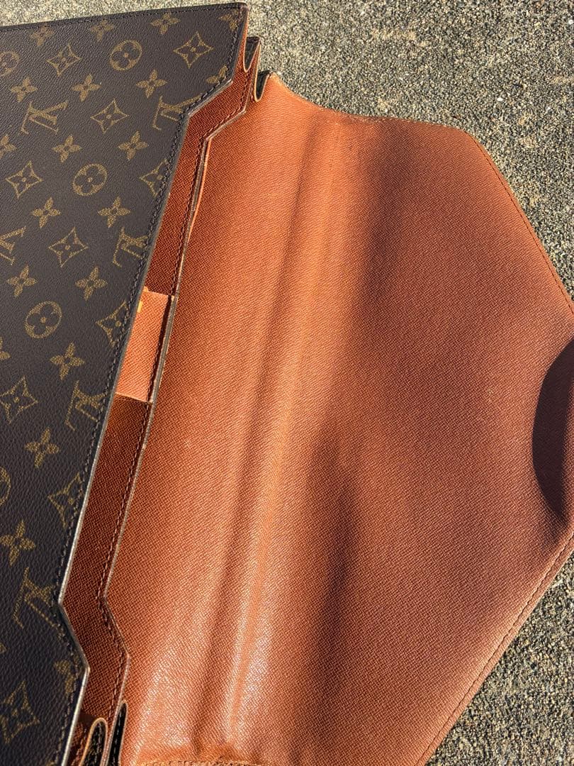 M*様 ハンドバッグ モノグラム セルヴィエット コンセイエ　LOUIS VUI