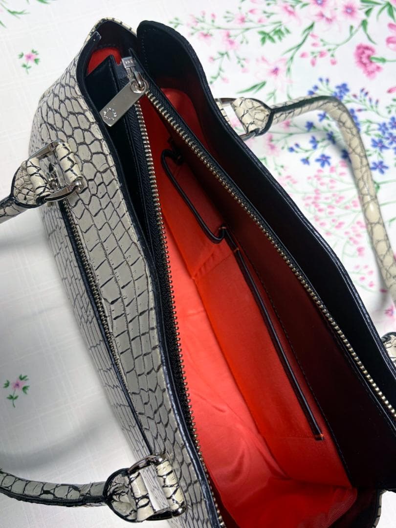 新品 定価14万円 CROIX  クロコダイル バッグ ホワイト系