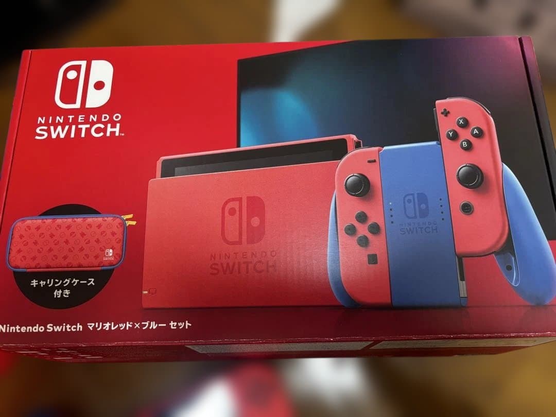 任天堂Switch 本体　マリオレッド