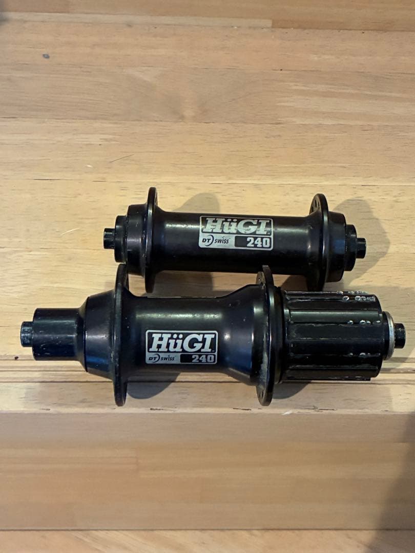 Hugi DT Swiss 240 ビンテージ　ハブセット　135/100