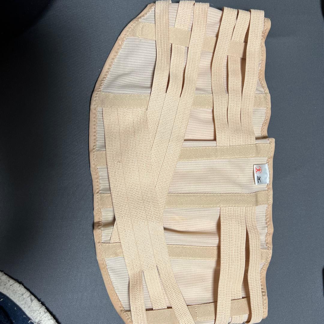 Mizuno 腰痛ベルト ベージュ サントリー