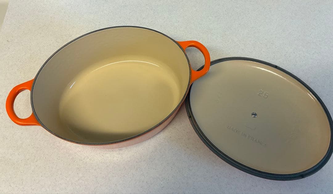 【美品】ル・クルーゼ ココット・オーバル 25cm オレンジ（フレイム）