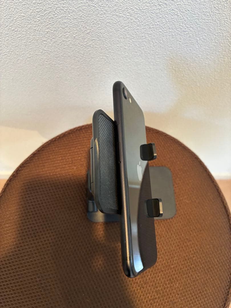 iPhoneSE 第2世代 64GB ブラック 本体