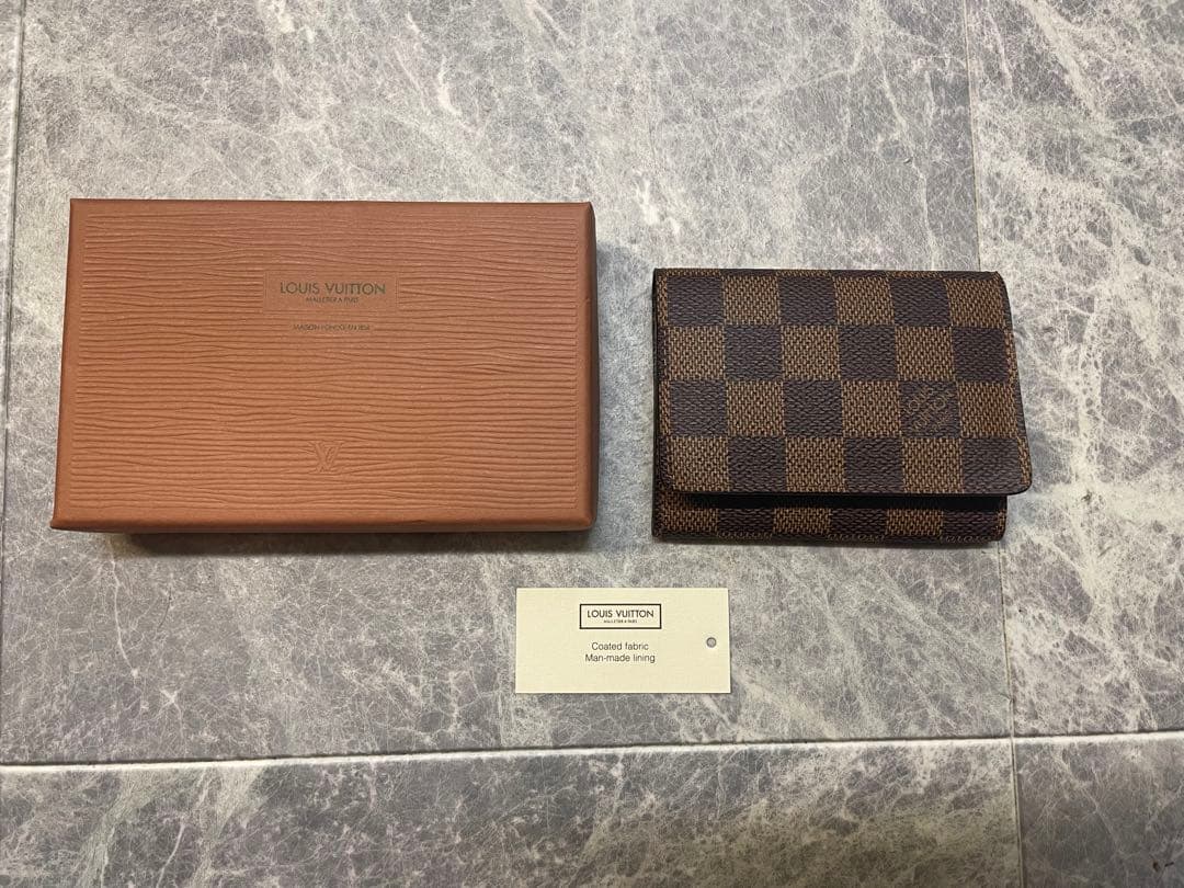 【新品、未使用品】LOUIS VUITTONダミエ 名刺入れ