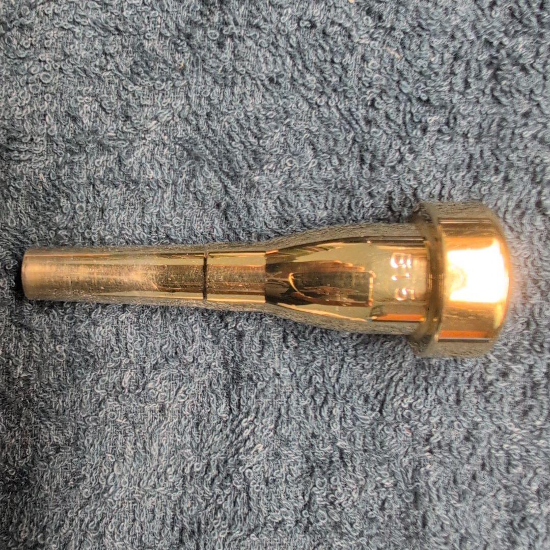 トランペットマウスピース モネットB15 金メッキ