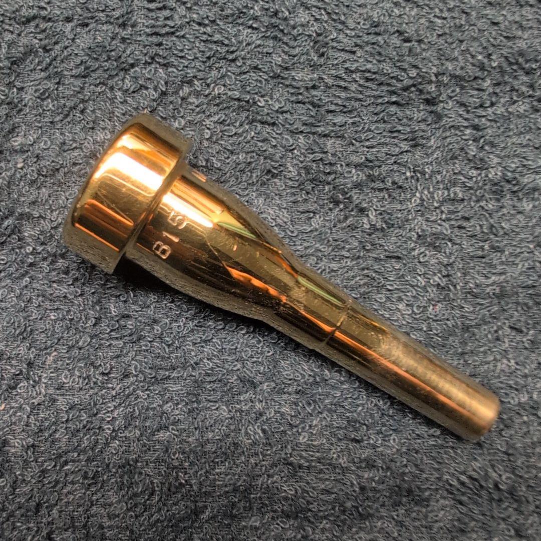 トランペットマウスピース モネットB15 金メッキ