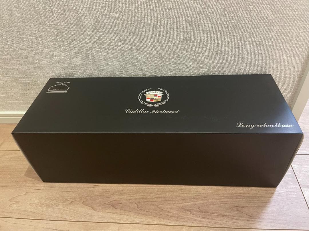 603-021 XIAOGUANG 1/18 キャデラック フリートウッド