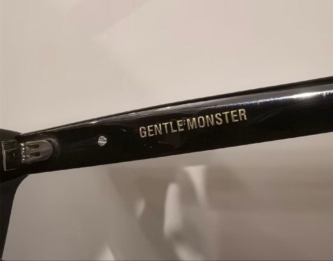 T*u様 GENTLE MONSTER MUSEE ブラック サングラス