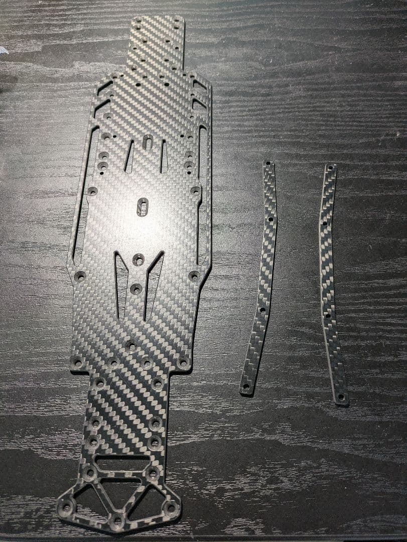 ReveD RDX用カーボンシャーシ＆サイドデッキ2mm