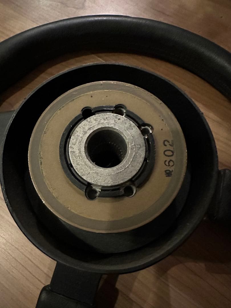 momo ステアリング 3スポーク 黒