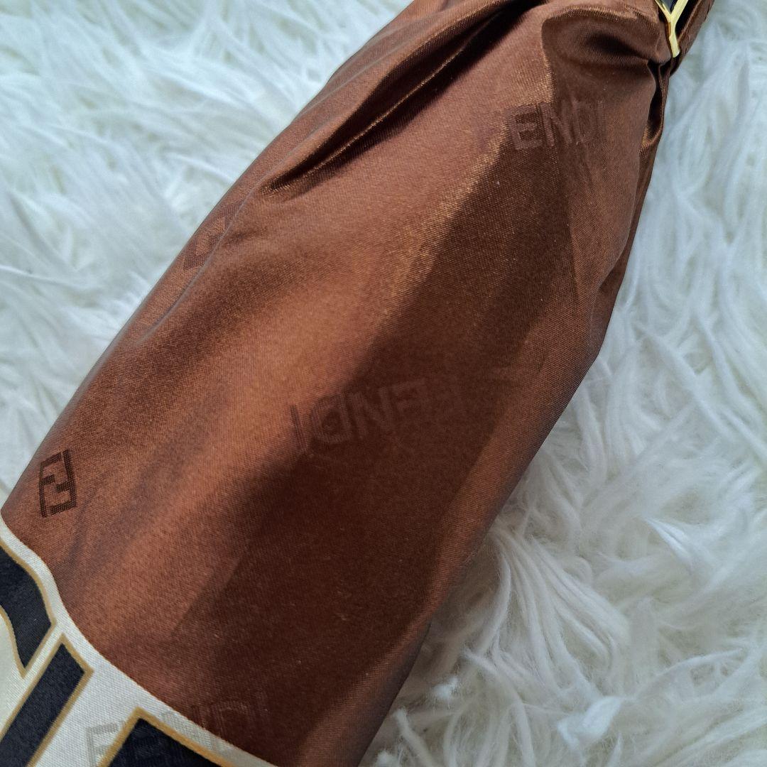 【FENDI】新品未使用　ズッカ柄　ズッキーノ　折りたたみ傘