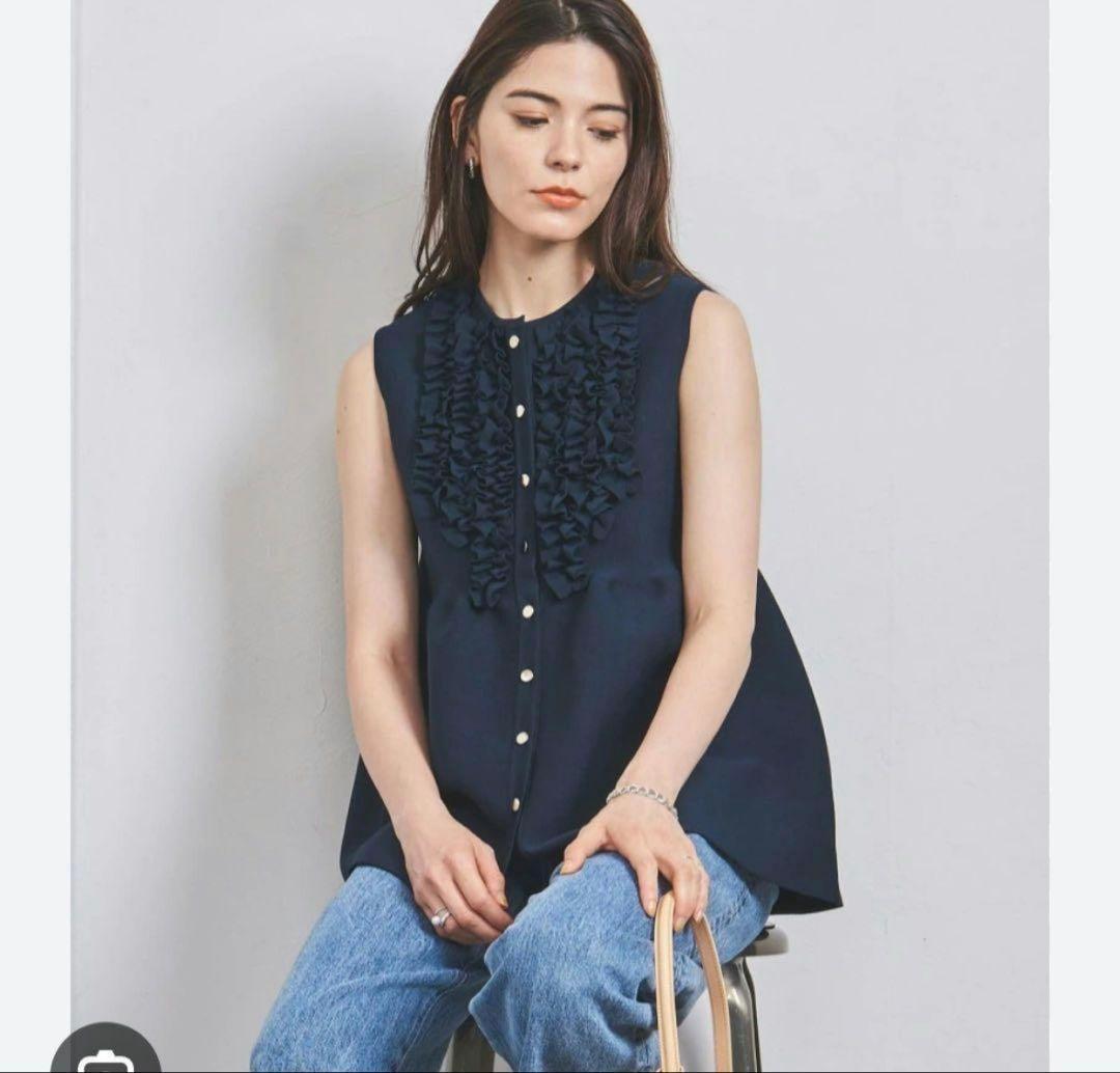 【美品】ユナイテッドアローズ ミニフリル ニットベスト　ネイビー