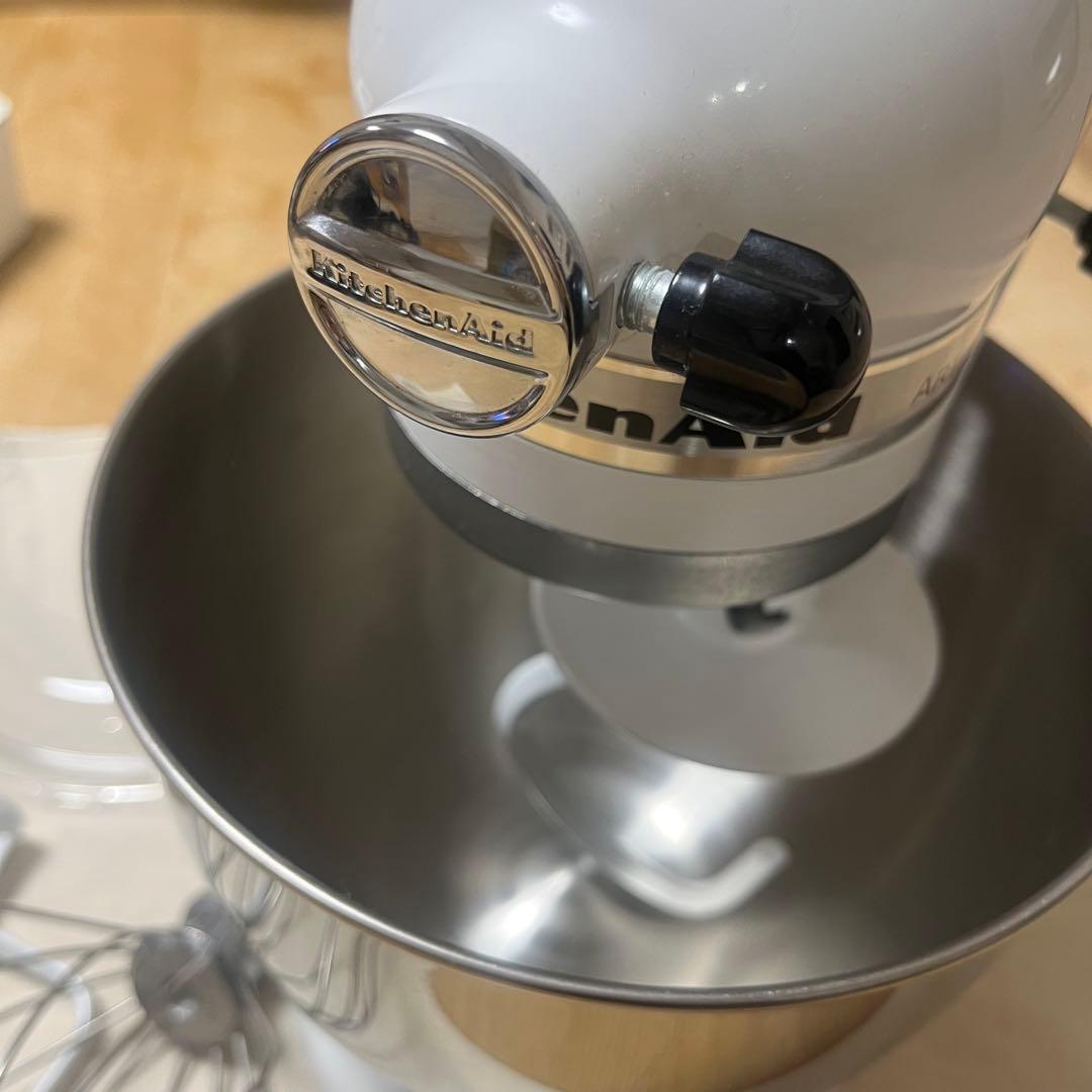 【美品】KitchenAid Artisan スタンドミキサー　ホワイト