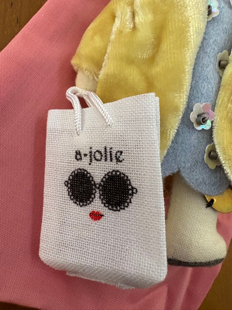 アジョリーコラボ　DEMODEE デモデチャーム