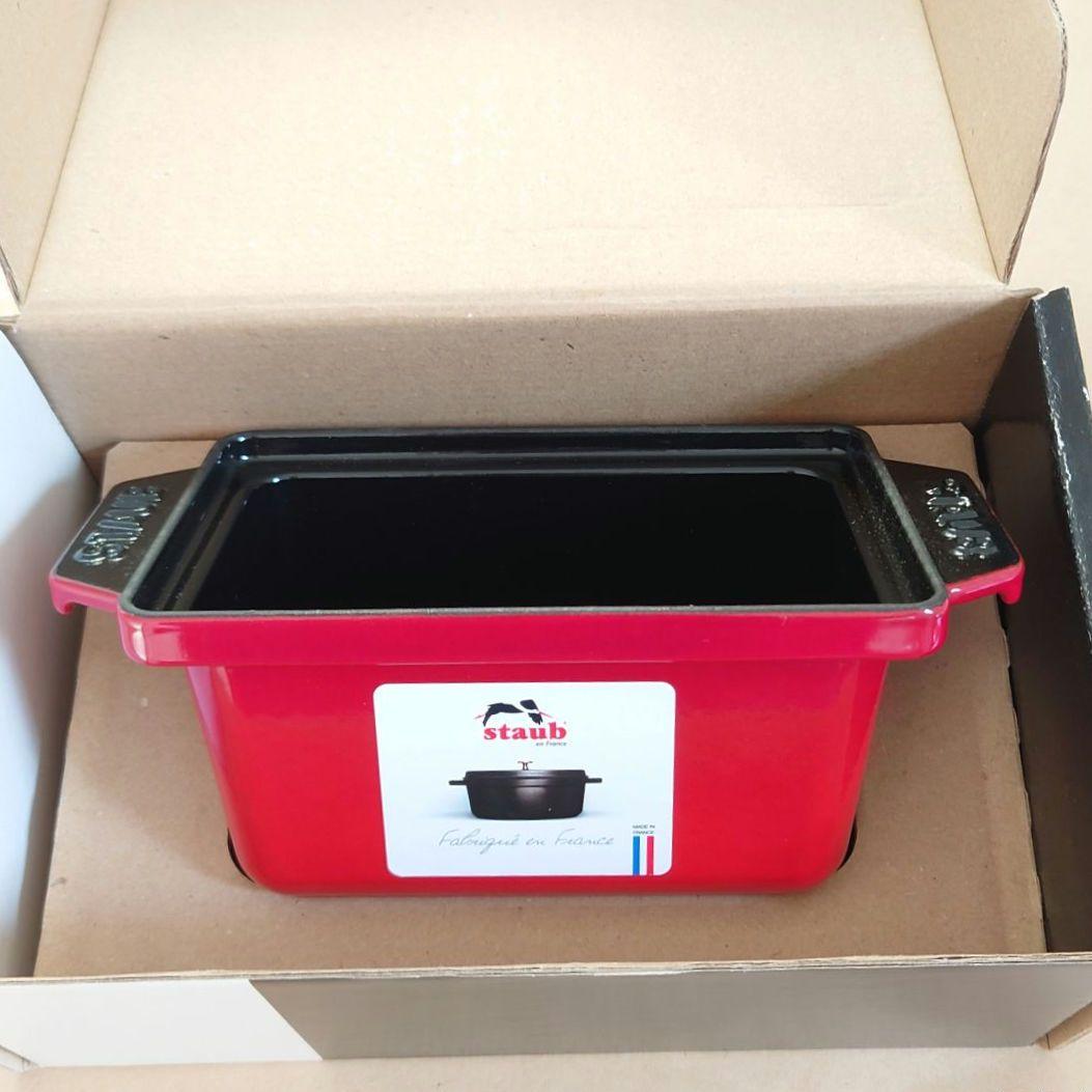 【最終価格】新品未使用　ハーフテリーヌ　チェリー　STAUB