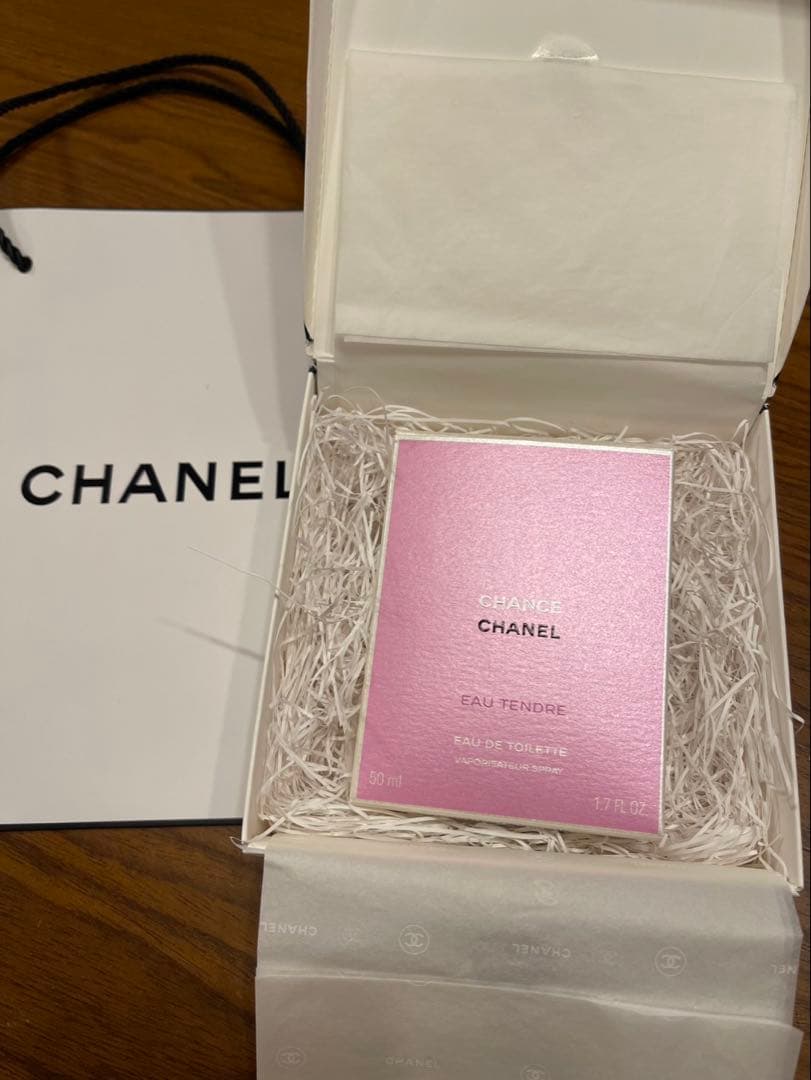 CHANEL CHANCE EAU TENDRE 50ml ギフトボックス付き