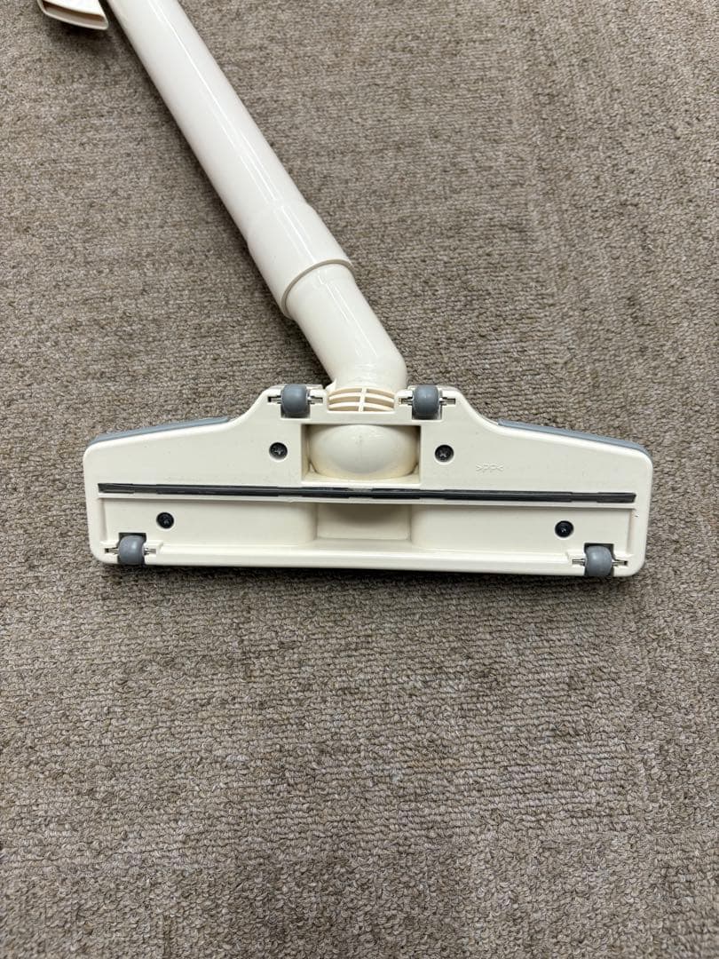 【新品同様】マキタ Makita CL100D 充電式スティッククリーナー 純正