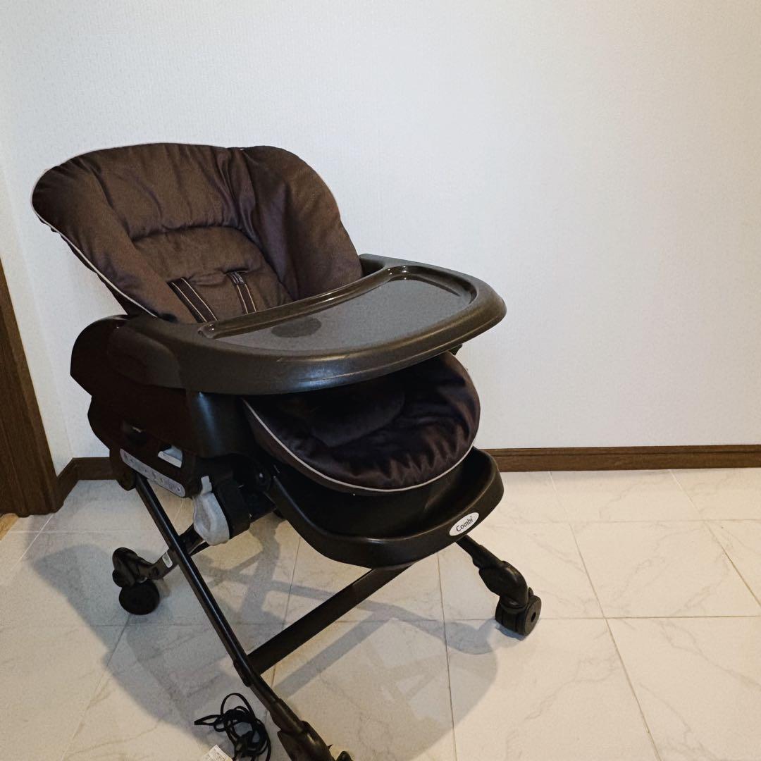 【♡送料込♡】コンビ　電動ハイロー　ネムリラ4キャスオートスウィング