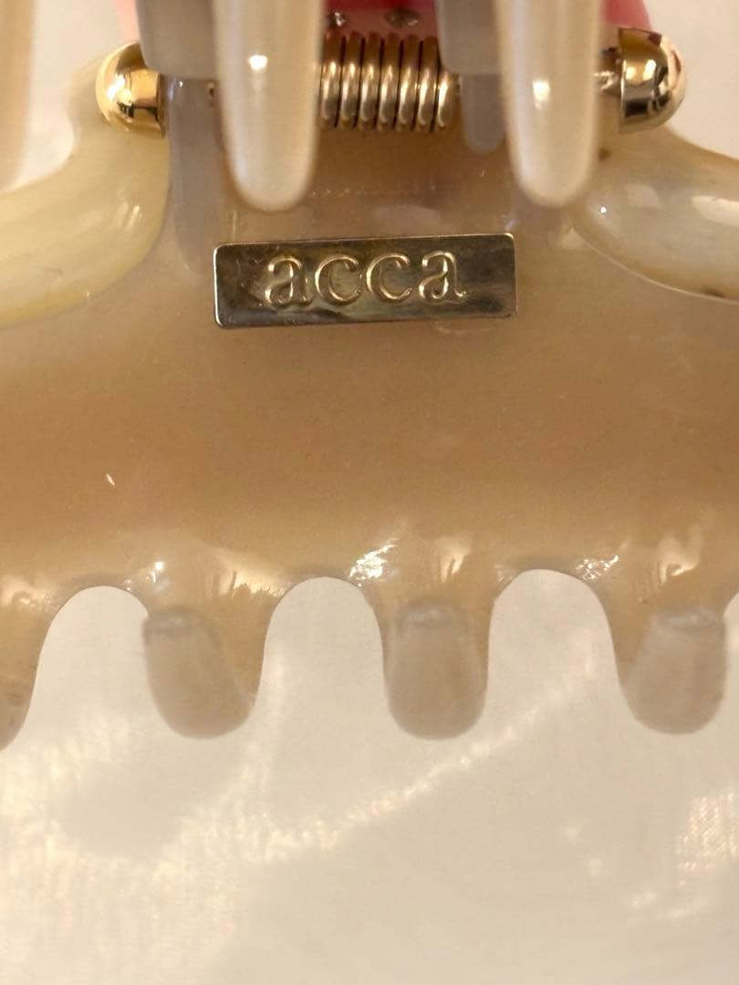 【ACCA】ティアラクイーン　クリップ　Ｌサイズ ベージュ