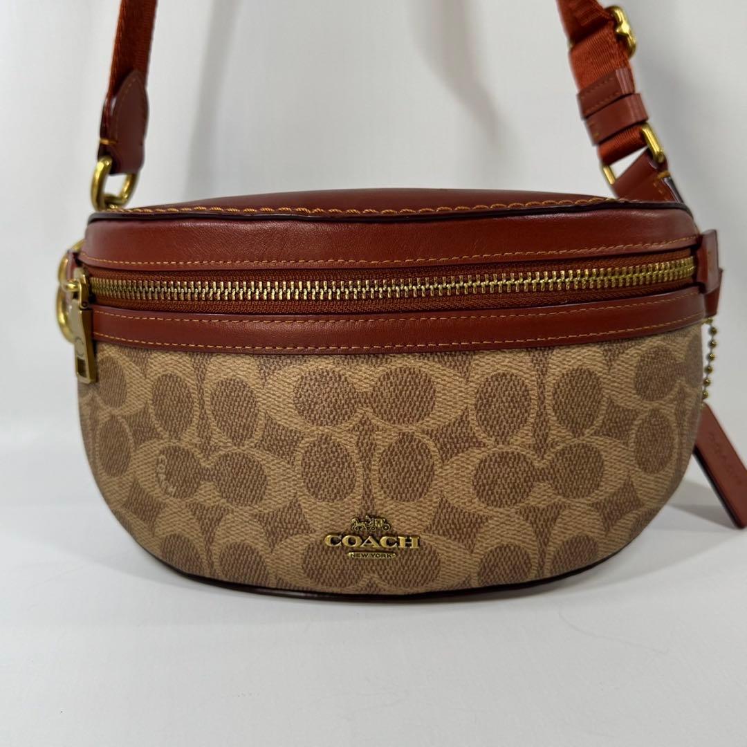 美品❤ COACH コーチ ボディバッグ ウエストバッグ ポーチ シグネチャー