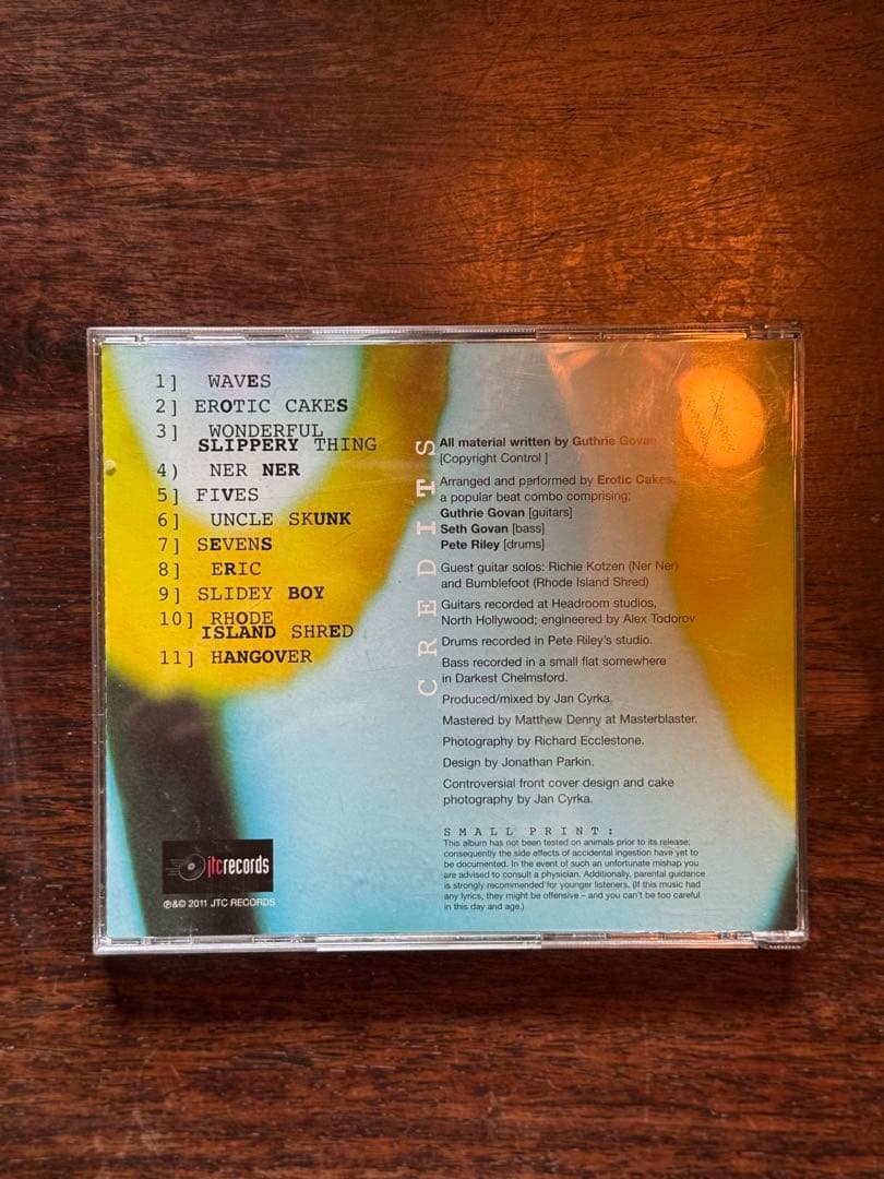 Guthrie Govan Erotic Cakes 直筆サイン入り