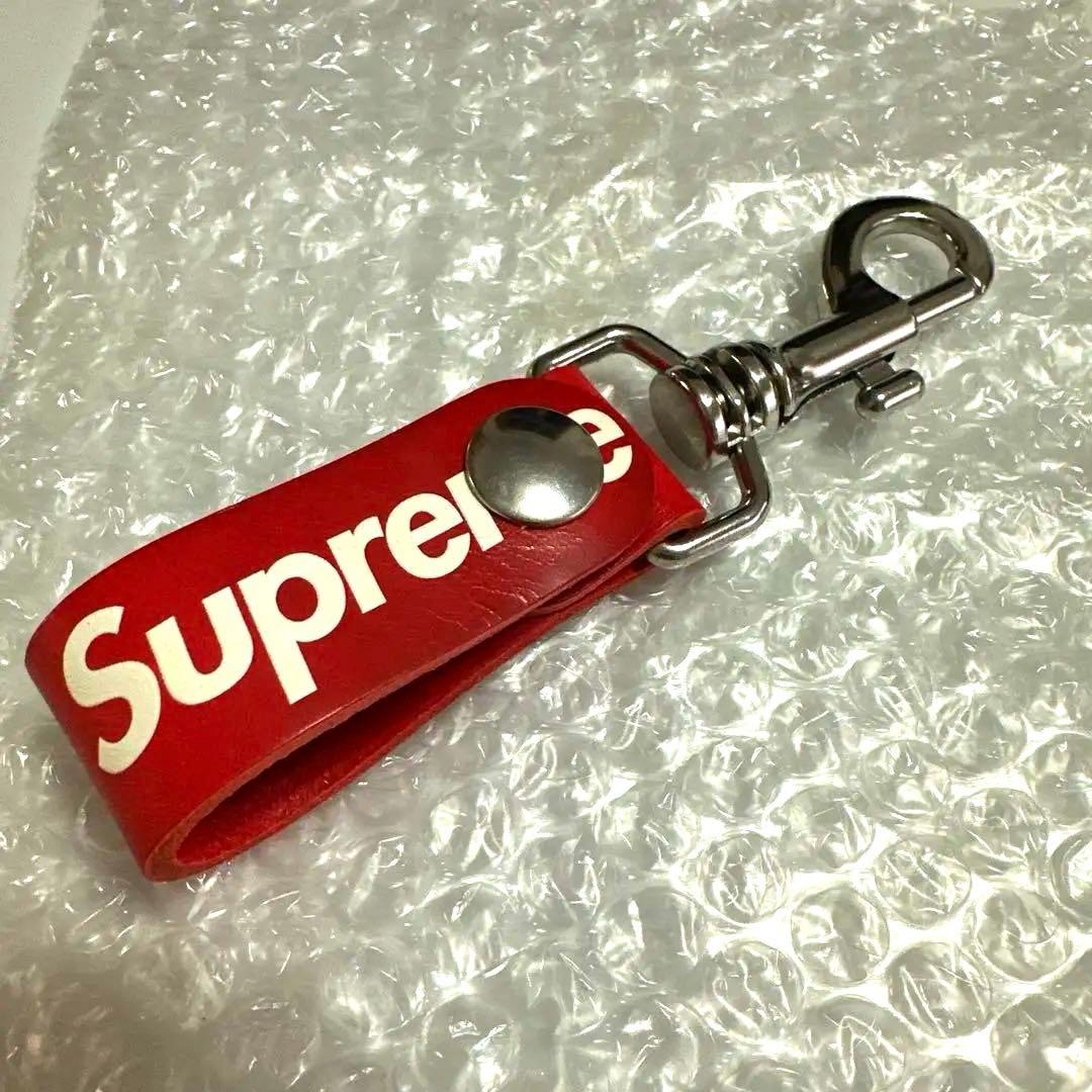 【新品】Supreme レザー キーホルダー レッド