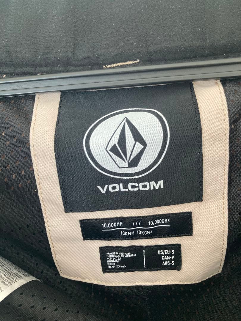 VOLCOMウェア上下セットS スノーボード　LONGO