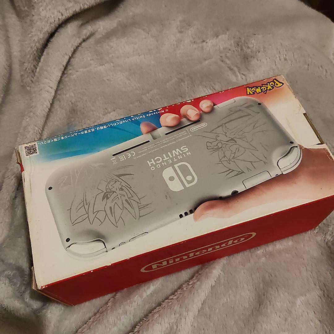 未使用級 Nintendo Switch Lite ザシアン・ザマゼンタ