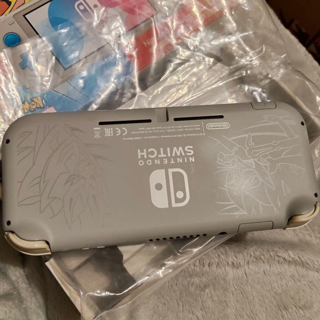 未使用級 Nintendo Switch Lite ザシアン・ザマゼンタ