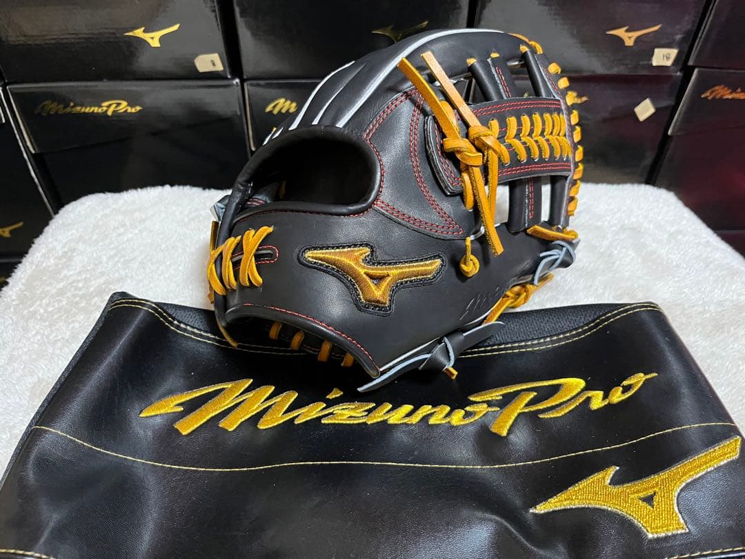 15【オリックス:紅林モデル】　ミズノプロ　硬式　野球　内野手用　グラブ