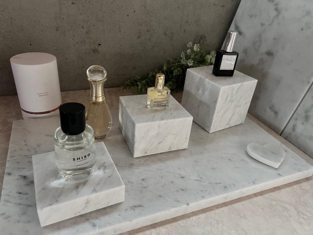 天然白大理石ブロック・プレート●5点セット●アクセサリー　ディスプレイ●送料無料