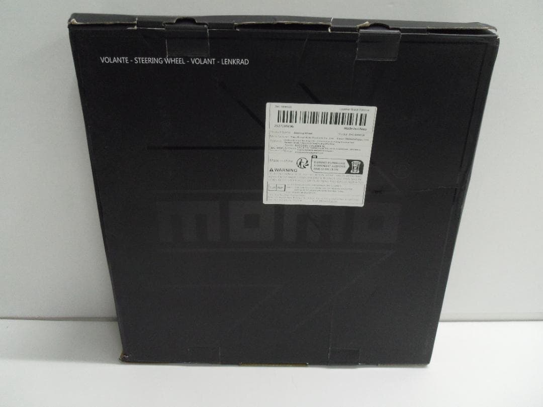 【未使用】momo ステアリング ZHC-SWM026 レザーブラック タグ付き