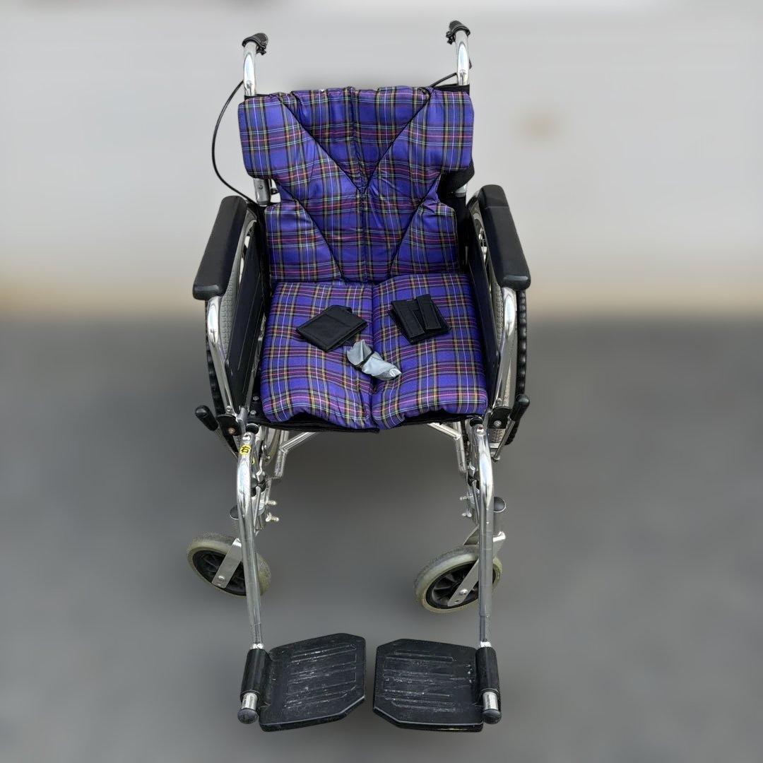 カワムラ 折りたたみ車椅子 介助用 クッション付 【A-264】