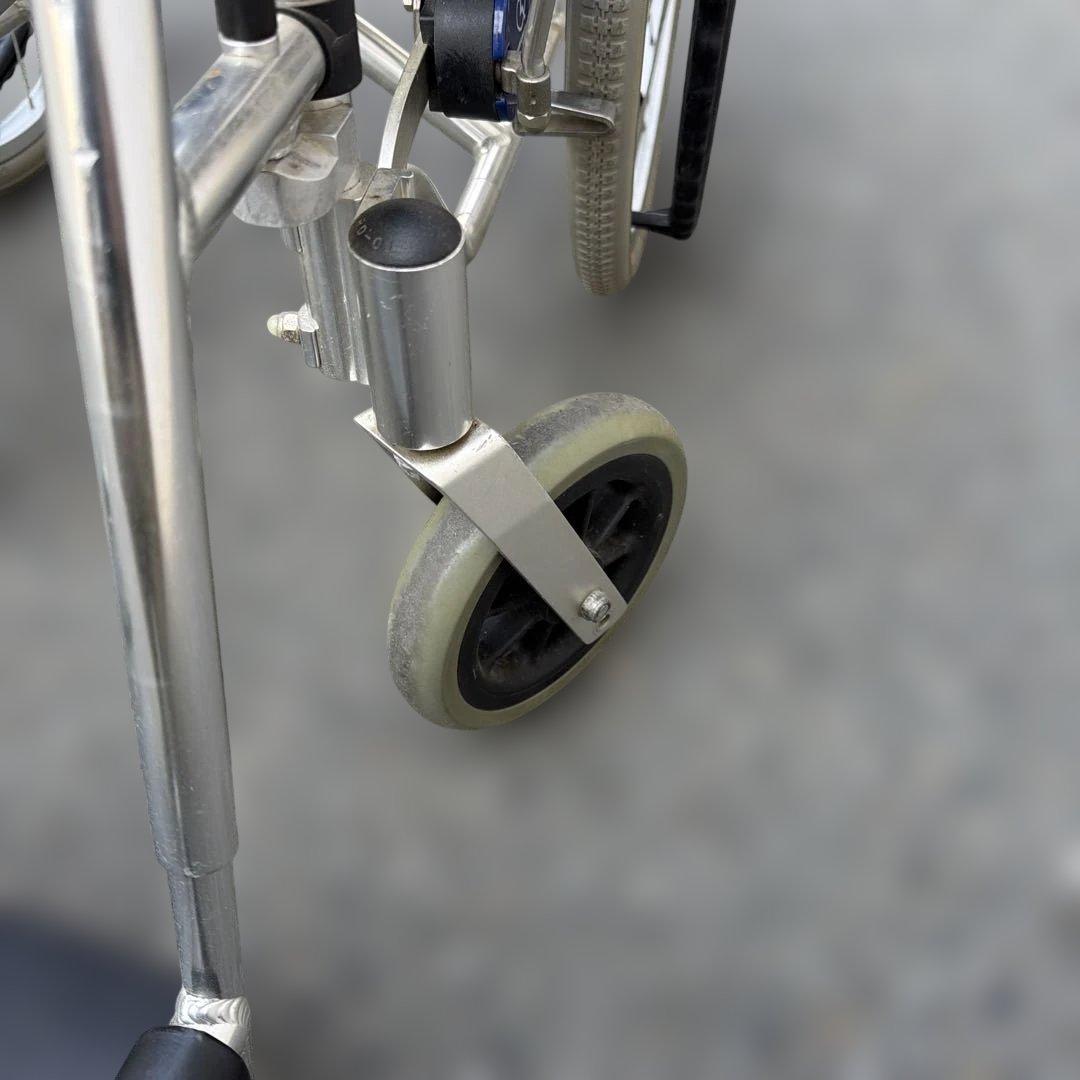 カワムラ 折りたたみ車椅子 介助用 クッション付 【A-264】