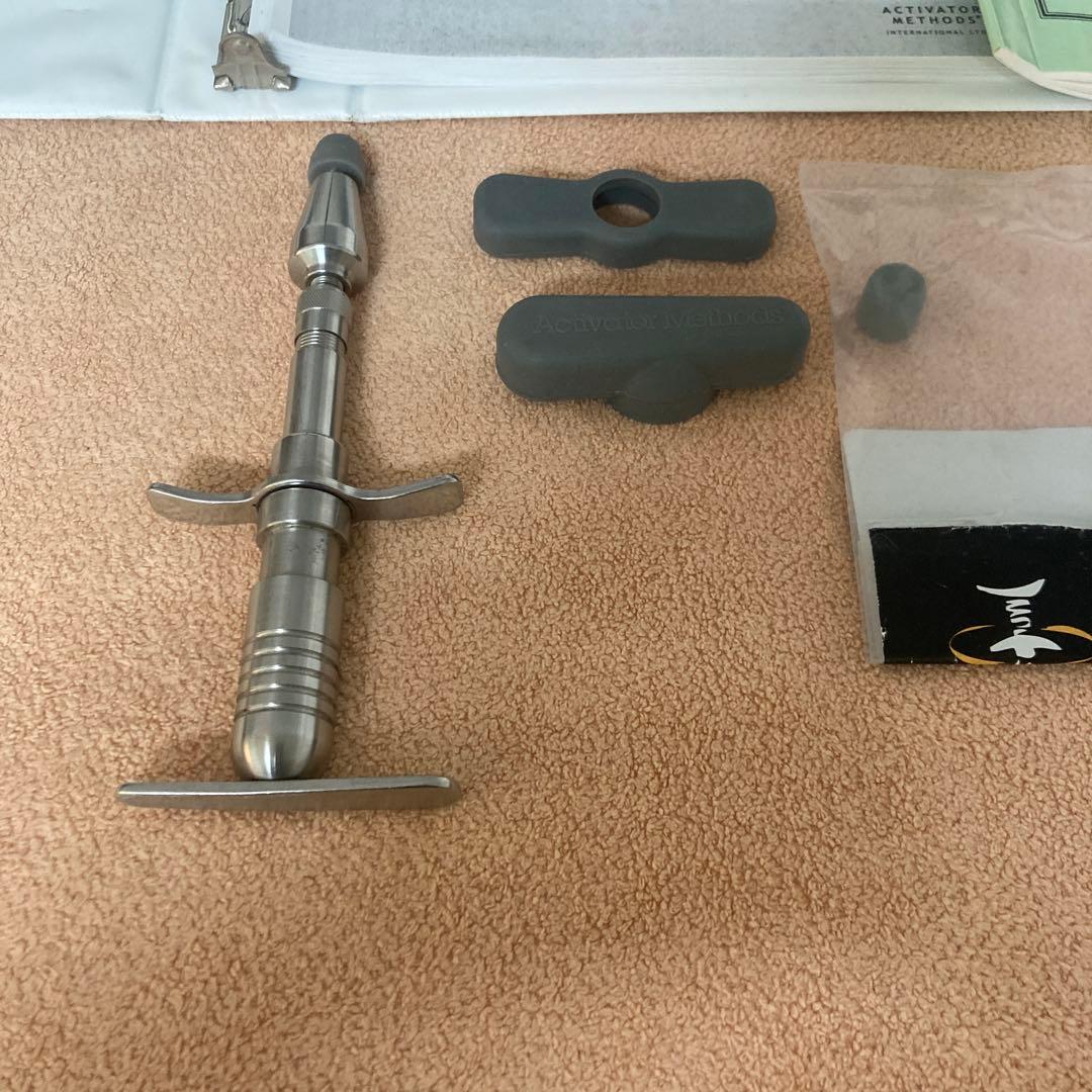 カイロプラクティック　アクティベーター2 とカバー　USAセミナー資料　鍼灸整体