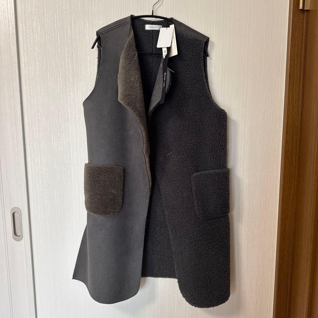 Elmee Law グレー バイカラーボアベスト