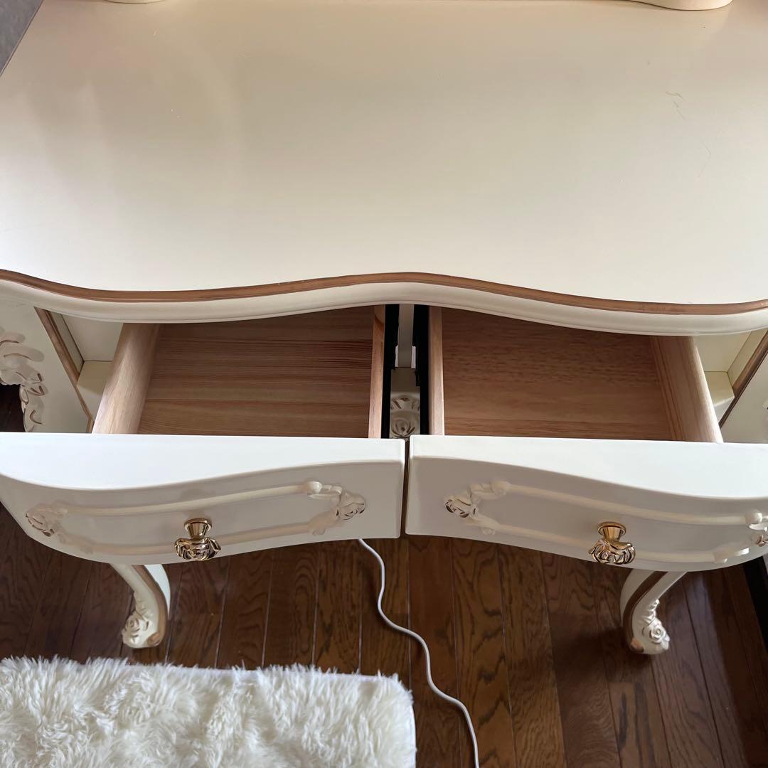 ロココ調　姫系　未使用 ドレッサー お姫様家具