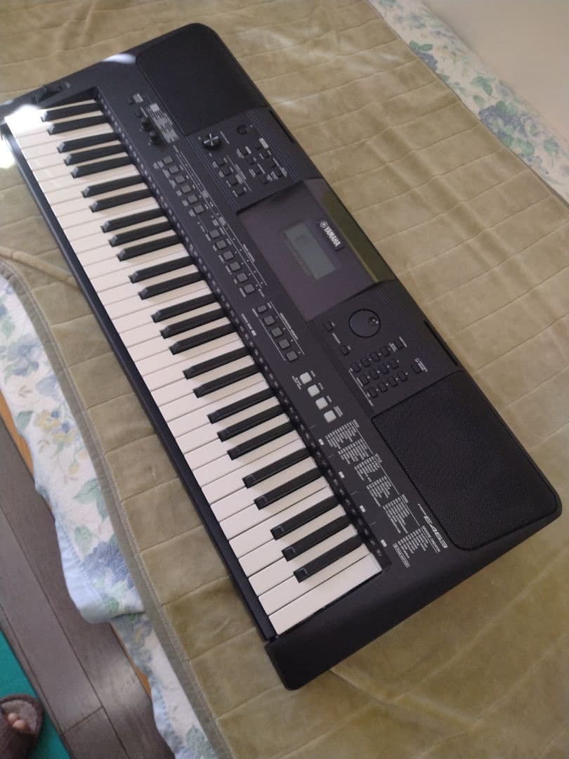 中古良品　ヤマハ PSR-E463 ポータトーン キーボード 電子ピアノ