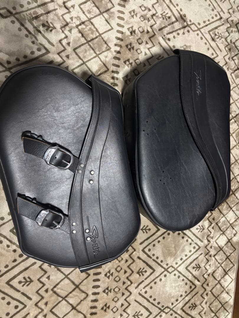 スポーツスター　純正　サイドバック