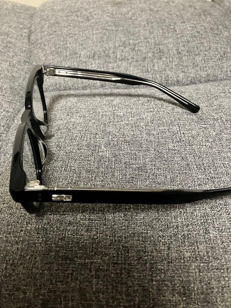 小物 gentle monster Evan 01