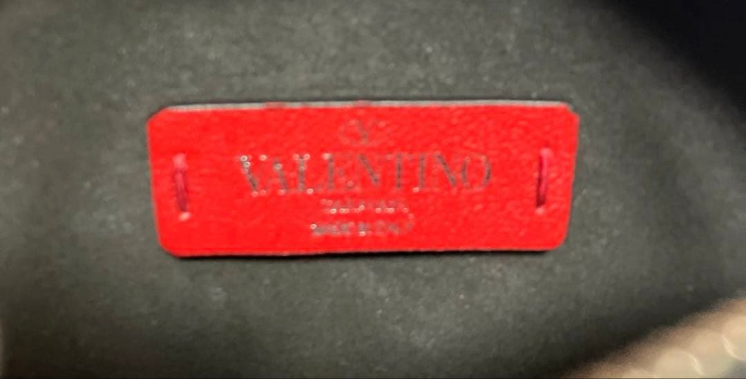 ヴァレンティノ VALENTINO VLTN スモール ショルダーバッグ レザー